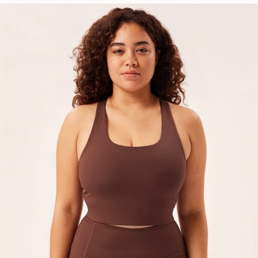 girlfriend collective Paloma Sports Bra in Brown - Picture 4 of 6
